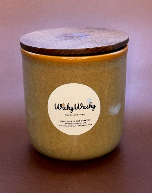 A. 12 Ounce Brown Reactive Glass Ceramic Jar Candle