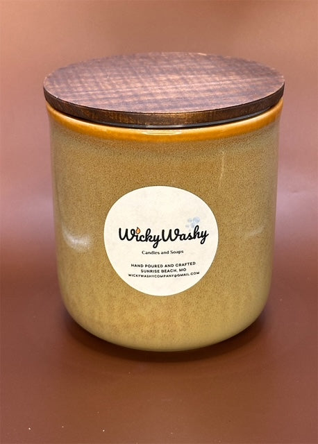 A. 12 Ounce Brown Reactive Glass Ceramic Jar Candle